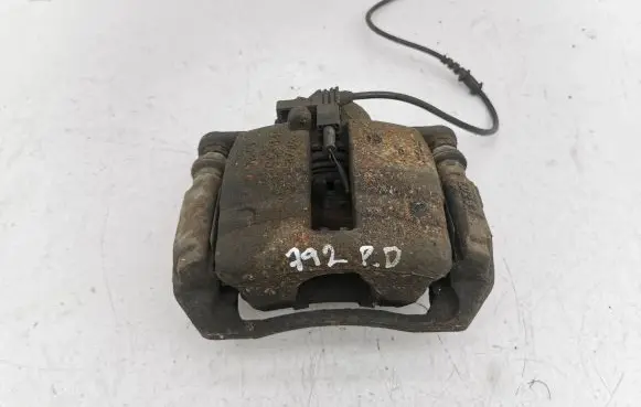 Mercedes-Benz B W245 Front brake caliper
