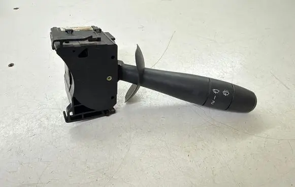 Renault Trafic II (X83) Wiper control stalk 93856810J 8200490948