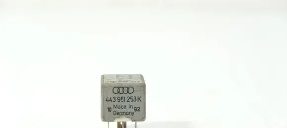 Audi A6 S6 C5 4B Other relay 443951253K