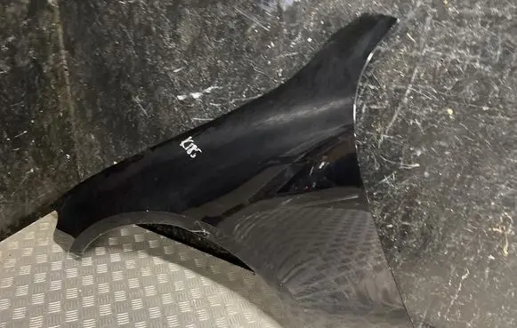 Mercedes-Benz E W238 Fender 