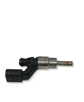 Volkswagen PASSAT B6 Fuel injector 03C906036A