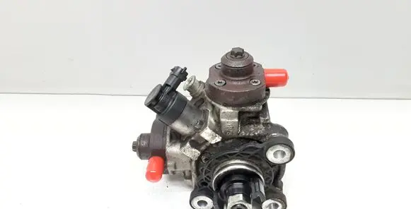 Volvo V60 Fuel injection high pressure pump 31372081 0445010681