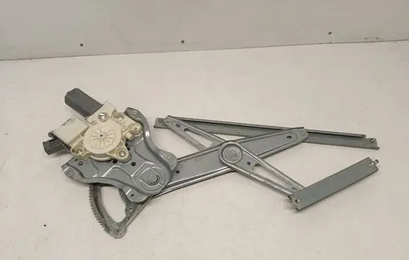 Toyota Avensis T250 Front door window regulator with motor 6981005050