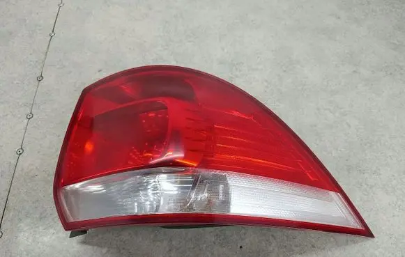 Volkswagen Golf V Rear/tail lights 