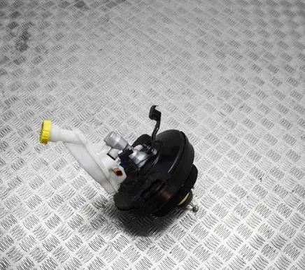 Peugeot 2008 I Brake booster 32069745 9811514180