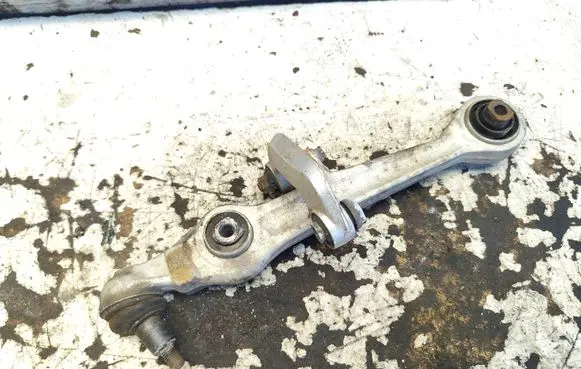 Front lower control arm/wishbone