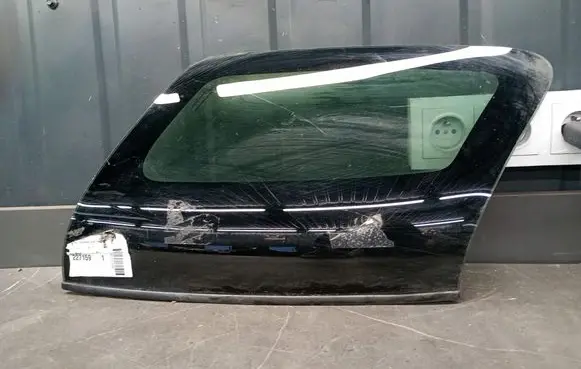 Suzuki SX4 Rear side window