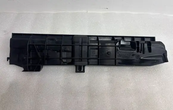 BMW X1 E84 Radiator mount bracket 17107524912 PA66GF30 11074810