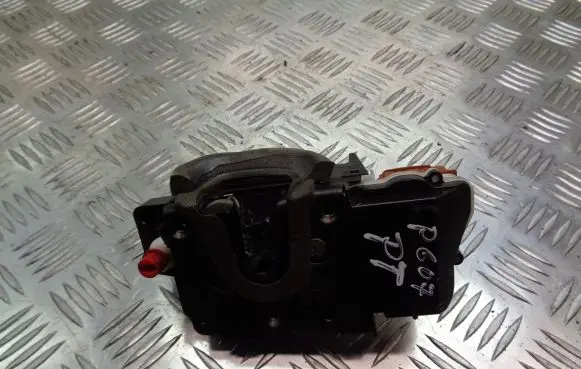 Peugeot 607 Rear door lock