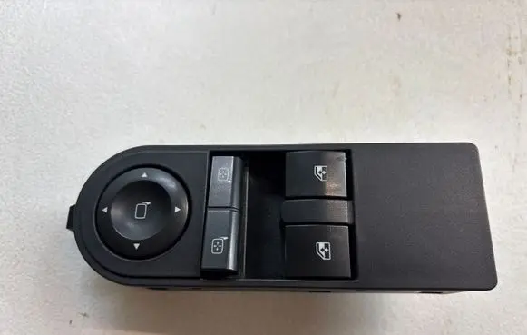 Opel Zafira B Electric window control switch 13228706