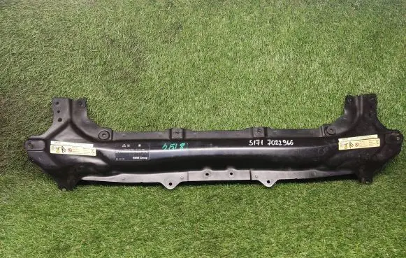 Top upper radiator support slam panel