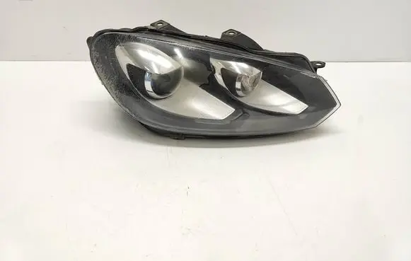 Volkswagen Golf VI Headlight/headlamp 5K1941752C 1ZS00990202
