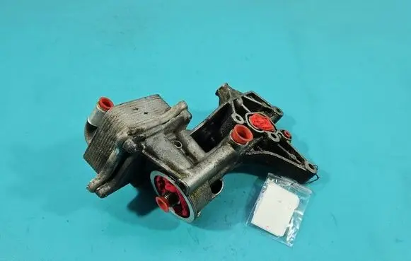 Skoda Yeti (5L) Oil filter mounting bracket 03F903143H IMPRK1513780