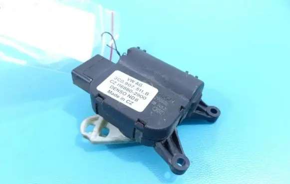 Volkswagen PASSAT B6 A/C air flow flap actuator/motor 3C0907511B IMPRK1283061