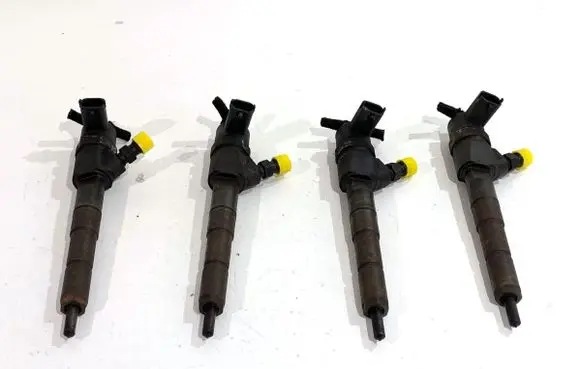 Opel Insignia A Fuel injectors set 0445110327
