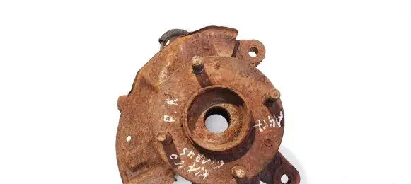 KIA Clarus Front wheel hub