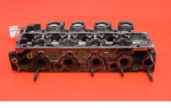 Peugeot Bipper Engine head