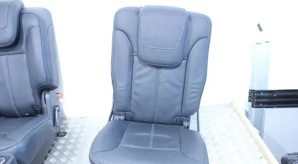Mercedes-Benz GL X164 Rear seat 1298508