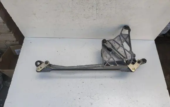 Audi Q7 4M Front wiper linkage and motor 4M1955119A 309L30468S