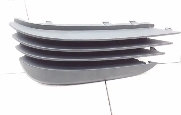 Opel Vectra C Front bumper lower grill 13182914 904000009