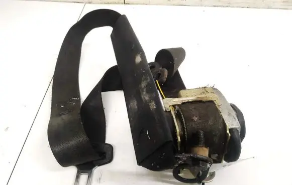 Mercedes-Benz Vaneo W414 Front seatbelt 566287701