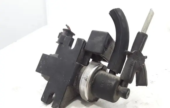 Mercedes-Benz A W169 Vacuum valve 70078200
