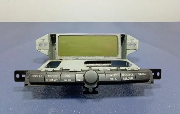 Toyota Avensis Verso Radio/CD/DVD/GPS head unit 8611005020