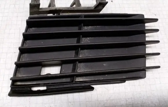 Opel Vectra C Front bumper lower grill 09186127 794000009