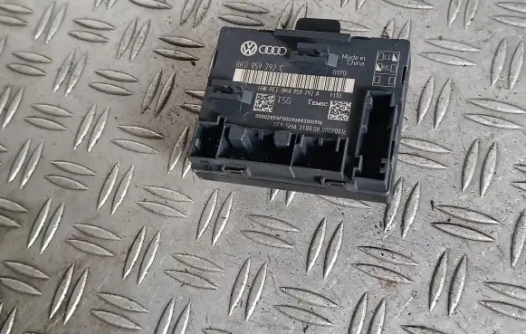 Audi A4 S4 B8 8K Door control unit/module 8K0959792A 8K0959792C