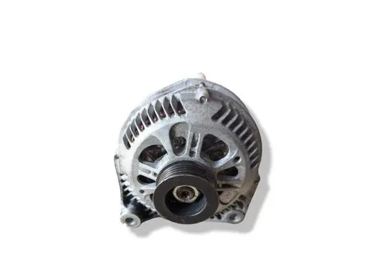 Land Rover Freelander Generator/alternator YLE000070