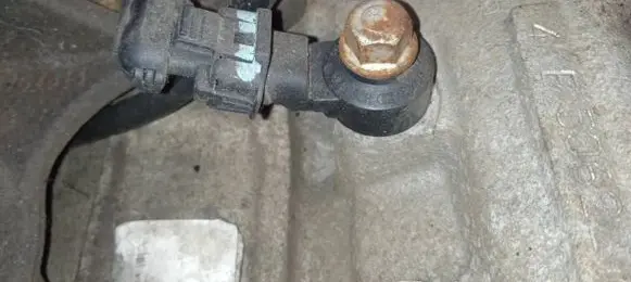 Cadillac CTS Detonation knock sensor 0261231174