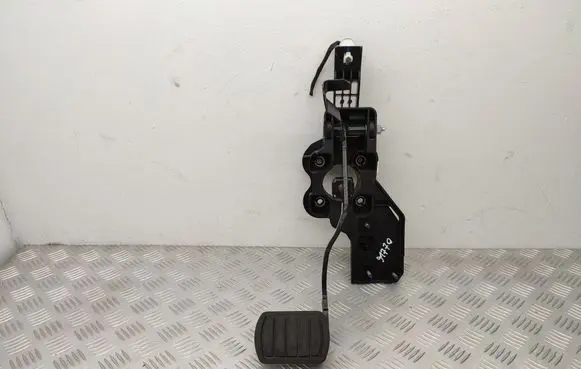 Peugeot Traveller Brake pedal 9843909980