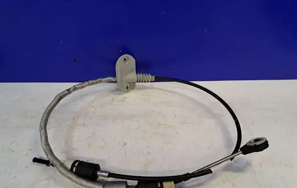 Volvo XC90 Gear shift cable linkage 31492811 31492342