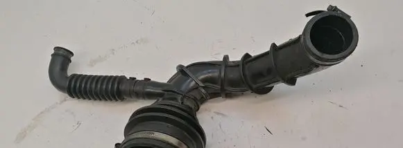 Ford Transit Turbo air intake inlet pipe/hose 954F9A613AB