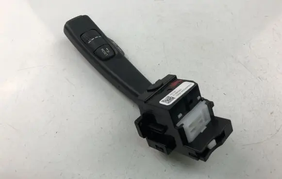 Volvo V40 Indicator stalk 31394001