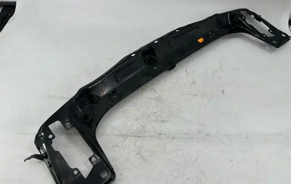BMW 1 F20 F21 Top upper radiator support slam panel 7245786