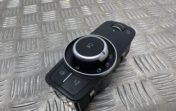 Alfa Romeo Stelvio Light switch 01561294270 12503 05119