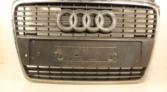 Audi A4 S4 B7 8E 8H Front grill 8E0853651Q