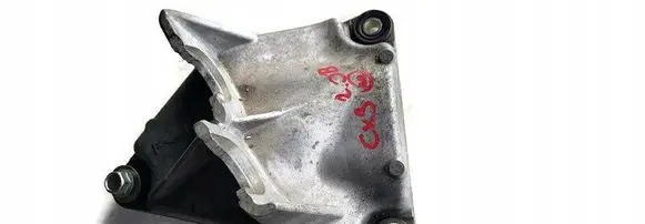 Mazda CX-3 Gearbox mounting bracket