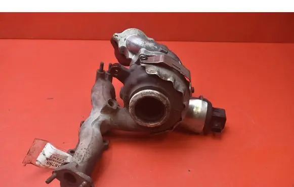 Volkswagen Golf V Turbo system vacuum part 03L253016F