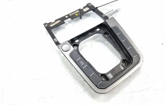 Volkswagen PASSAT B8 Panel trim 301864263