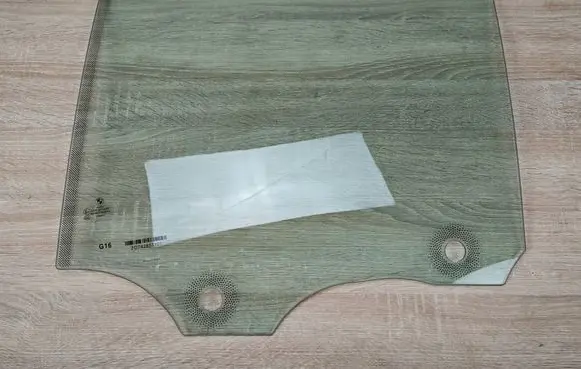 BMW 8 G16 Rear door window glass 7428511