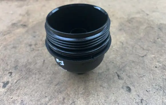 BMW 5 F10 F11 Oil filter cover 11428507685 8507685