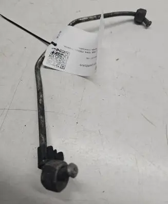 Volvo S70 V70 V70 XC Fuel injector supply line/pipe 