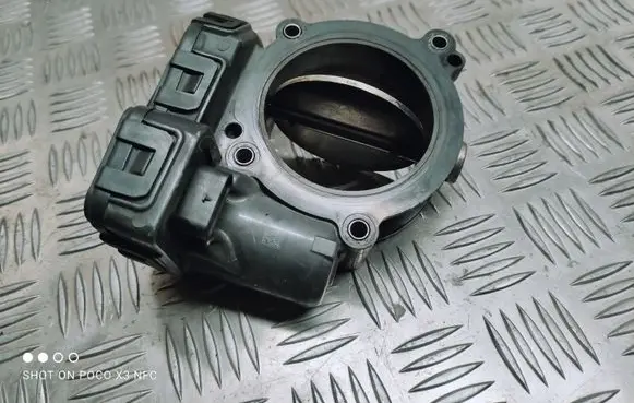 Mercedes-Benz E W212 Throttle valve A6510900070