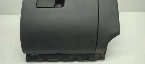 Jeep Compass Glove box