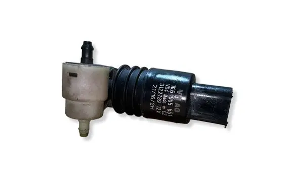 Audi Q7 4M Windscreen/windshield washer pump 1K6955651