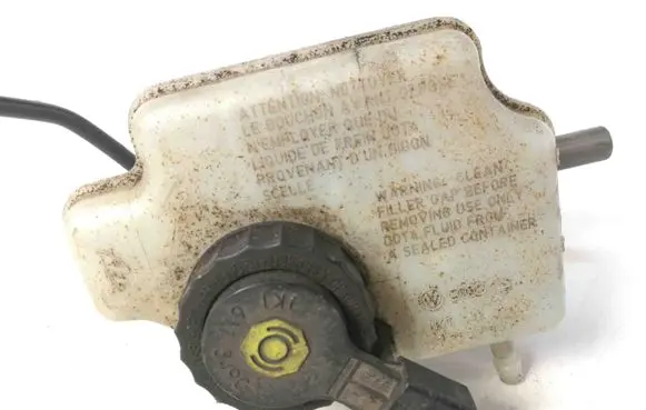 Volkswagen Scirocco Master brake cylinder 1K1611301D