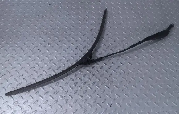 Mercedes-Benz CL C215 Front wiper blade arm A2158202144 2158202144