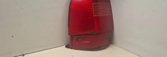 Seat Alhambra (Mk1) Rear/tail lights 964517
